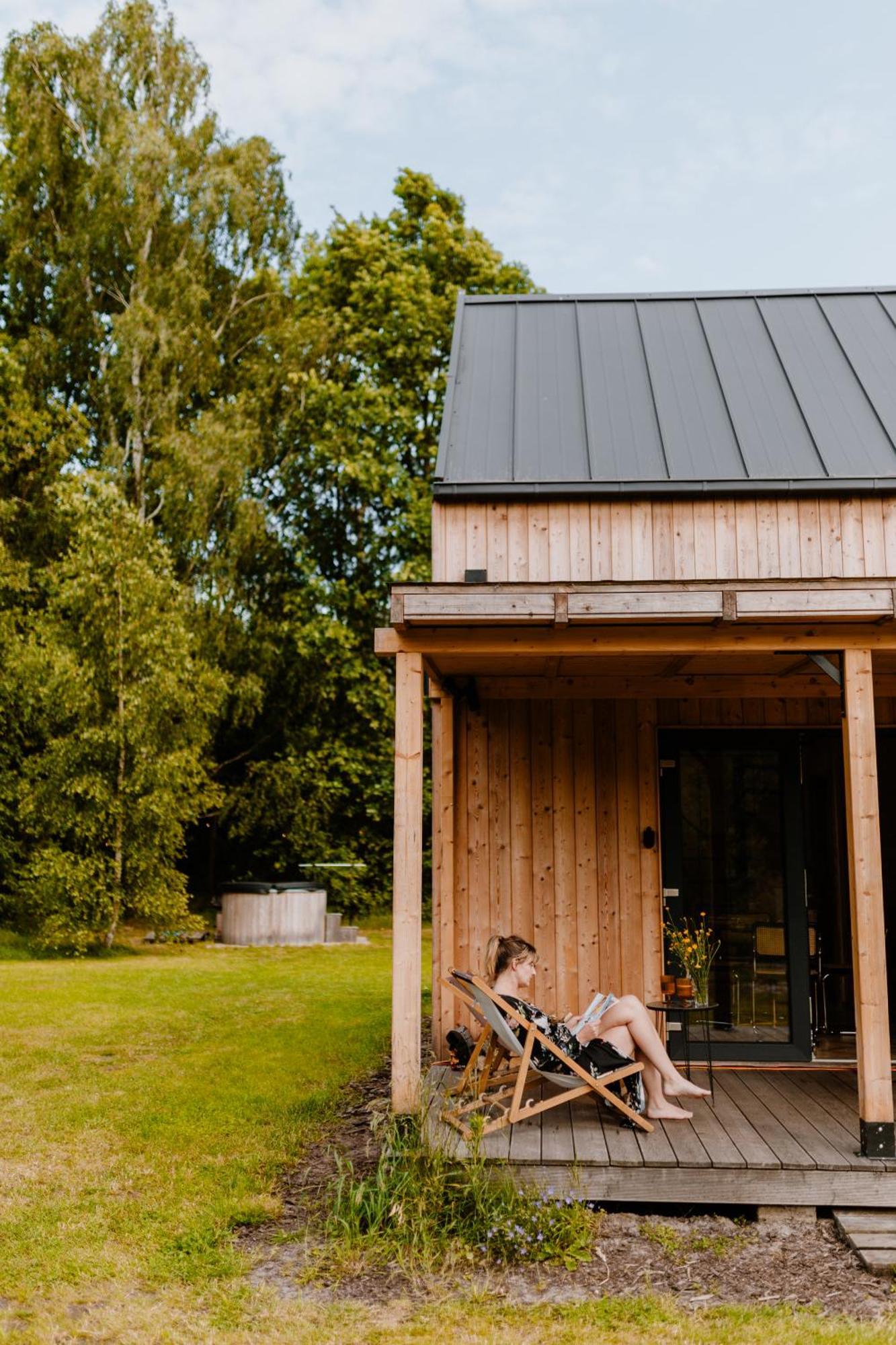 Lashouse - Nowoczesna Stodola Z Widokiem Na Las Bronkow Exterior photo